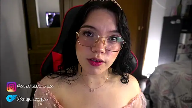 Snapshot of angela_cortes_ chatting on October 27, 2:48 am angela cortes  online show from October 27, 2:48 am