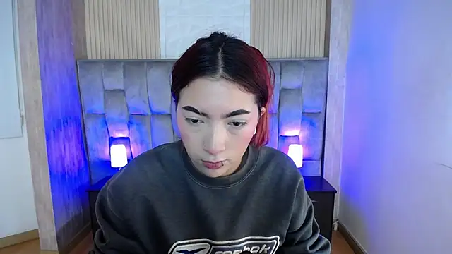 Mia Rinn online show from October 16, 1:45 pm