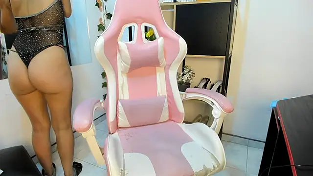 Avi Thomsonn online show from February 14, 3:53 pm