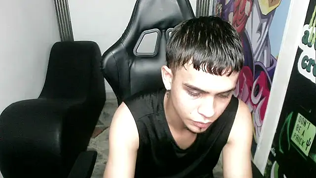 zacariasss  online show from December 31, 10:12 pm