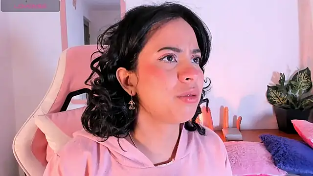 adriannyp 1 online show from October 28, 12:47 am