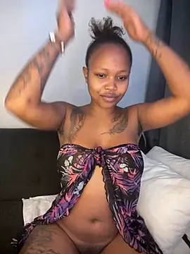 InkLady444 online show from April 19, 8:13 am