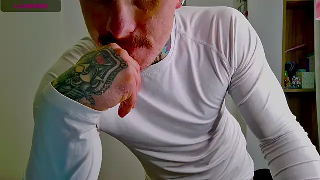 white King9999 online show from February 12, 2:23 pm