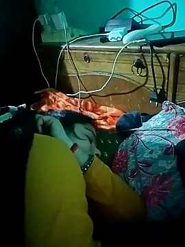 Snapshot of Lustyful_Couple chatting on January 4, 9:41 pm Lustyful Couple online show from January 4, 9:41 pm