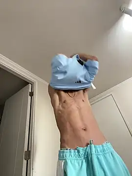 Snapshot of XMANSEXYCART chatting on February 18, 10:49 am XMANSEXYCART online show from February 18, 10:49 am