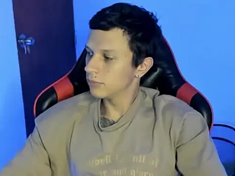 goodboy69l online show from April 5, 4:15 pm