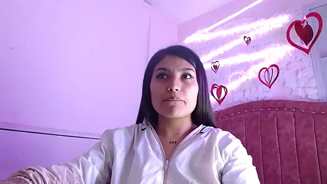Snapshot of SarahStones chatting on March 14, 8:49 pm SarahStones online show from March 14, 8:49 pm