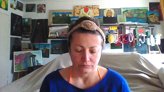 MariaAnaSunshine online show from November 11, 10:15 am