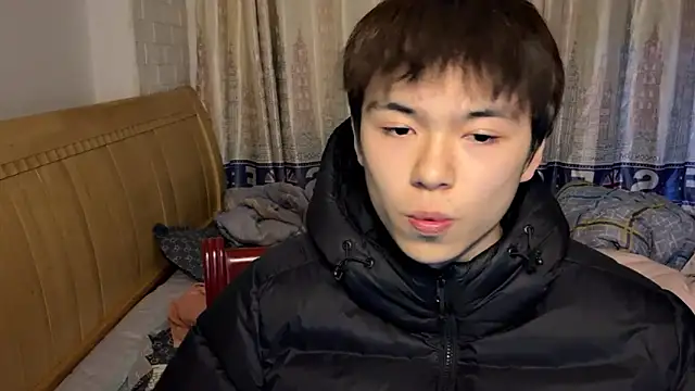 xiaottt1918 online show from January 24, 11:15 am