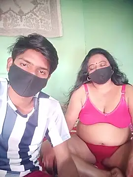 Group Of Lust online show from May 21, 7:04 am
