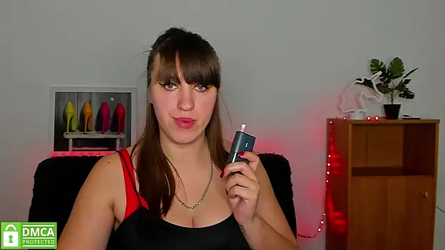 Snapshot of Amali_Ivanna_smit chatting on January 9, 4:06 pm Amali Ivanna smit online show from January 9, 4:06 pm