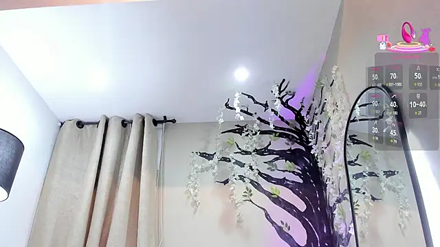  EmilyJireh  online show from February 8, 11:35 am