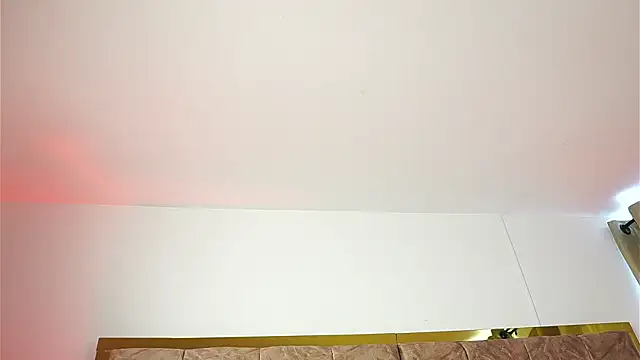 ashleyvalirya online show from March 19, 7:40 pm