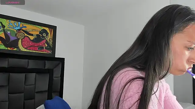 tatiana valencia online show from January 31, 3:44 pm