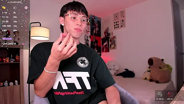 angel bless19 online show from February 3, 9:09 pm