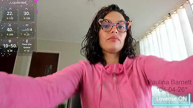 paulinabarnett- online show from April 4, 3:42 pm