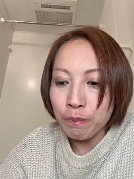 D Risa online show from March 7, 2:23 pm