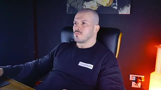 AngeloEric online show from January 11, 4:25 pm