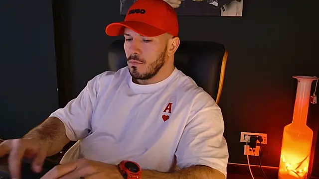 AngeloEric online show from March 1, 11:45 am