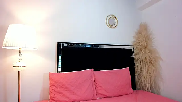 lilithTeen1  online show from March 3, 4:29 am