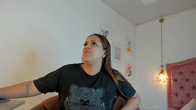 aprill21  online show from December 24, 1:06 pm