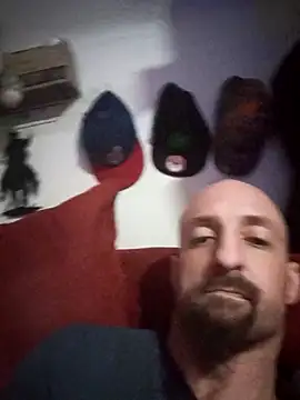 Snapshot of armdy371 chatting on March 15, 9:15 am armdy371 online show from March 15, 9:15 am