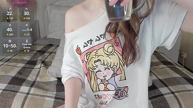 Snapshot of Battyheaven chatting on November 6, 5:41 am Battyheaven online show from November 6, 5:41 am