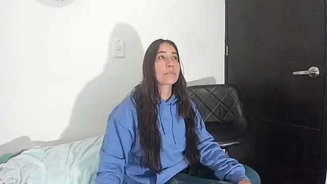 electra hunt online show from December 21, 11:02 pm