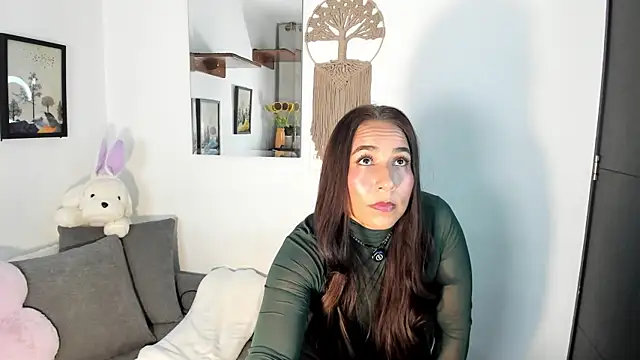 Snapshot of electra_hunt chatting on April 25, 1:19 am electra hunt online show from April 25, 1:19 am