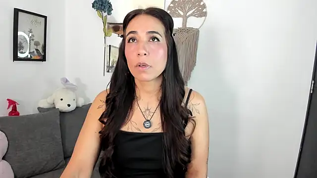 Snapshot of electra_hunt chatting on July 11, 12:13 am electra hunt online show from July 11, 12:13 am