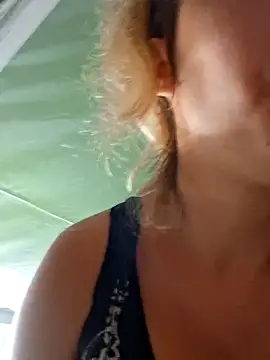 allinqueen online show from January 17, 3:12 am