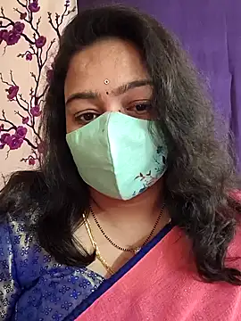 neelu-hoty online show from January 13, 3:15 pm