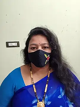 neelu-hoty online show from March 3, 8:20 am