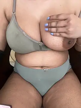 Snapshot of Angoori_Baby chatting on July 4, 1:45 am Angoori Baby online show from July 4, 1:45 am