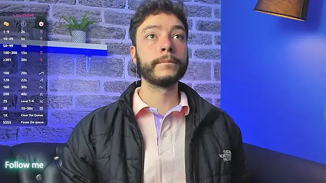 Snapshot of noah_ricci chatting on May 21, 12:01 pm noah ricci online show from May 21, 12:01 pm