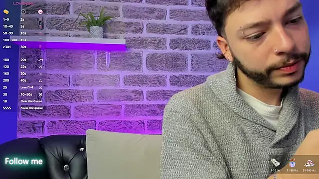Snapshot of noah_ricci chatting on May 29, 12:03 pm noah ricci online show from May 29, 12:03 pm
