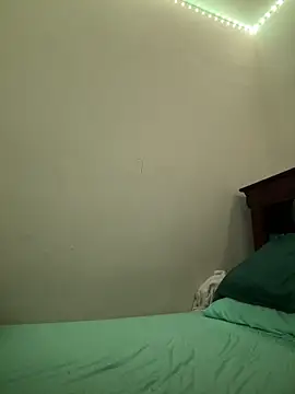 Snapshot of kelsmx chatting on February 27, 8:17 am kelsmx online show from February 27, 8:17 am