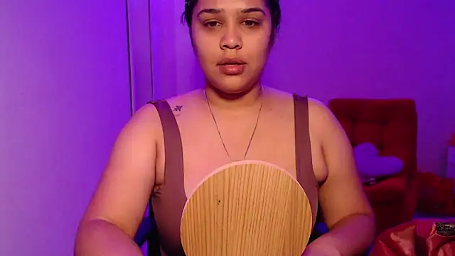 VenussTits97 online show from March 7, 11:57 pm