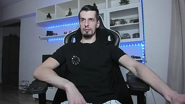 Snapshot of ToddClaytonn chatting on January 16, 6:12 pm ToddClaytonn online show from January 16, 6:12 pm