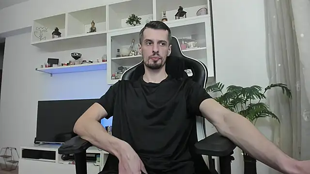 Snapshot of ToddClaytonn chatting on March 14, 11:43 pm ToddClaytonn online show from March 14, 11:43 pm