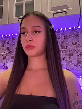 EricaWalls online show from December 26, 9:04 pm