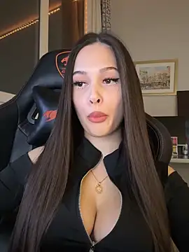 EricaWalls online show from February 11, 6:46 pm