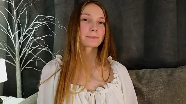 MonaEldon online show from January 18, 4:15 am