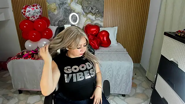 Danna topless online show from March 3, 12:05 pm