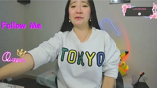 litle mily  online show from July 23, 10:08 pm