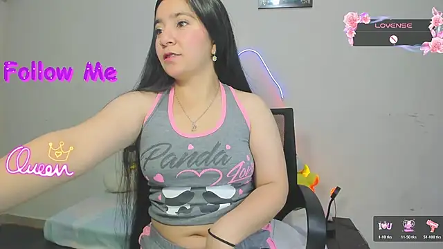 litle mily  online show from July 24, 10:08 pm