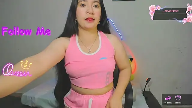 litle mily  online show from July 25, 10:07 pm