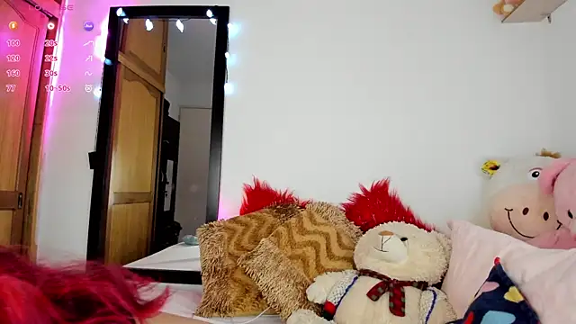 Snapshot of Lee_Ash chatting on October 15, 7:08 am Lee Ash online show from October 15, 7:08 am