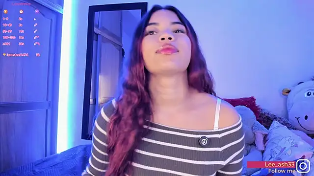 Snapshot of Lee_Ash chatting on January 12, 7:02 am Lee Ash online show from January 12, 7:02 am