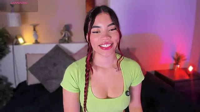 Lee Ash online show from January 17, 4:06 am